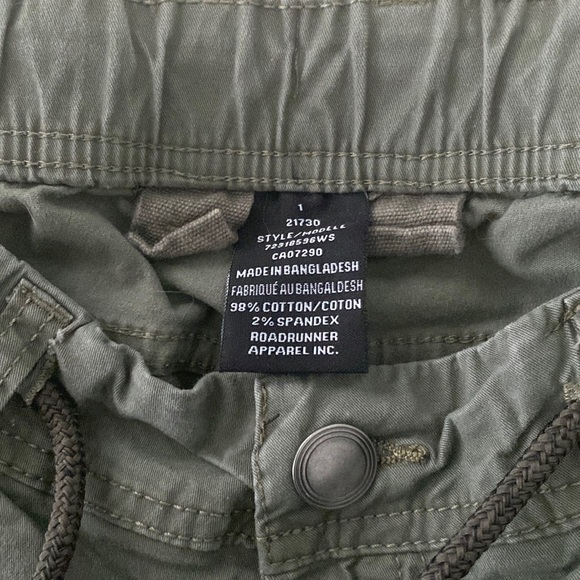 Army green cropped cargo jogger pants - Picture 4 of 4